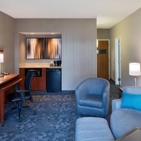 Courtyard Cincinnati בלו אש מראה חיצוני תמונה